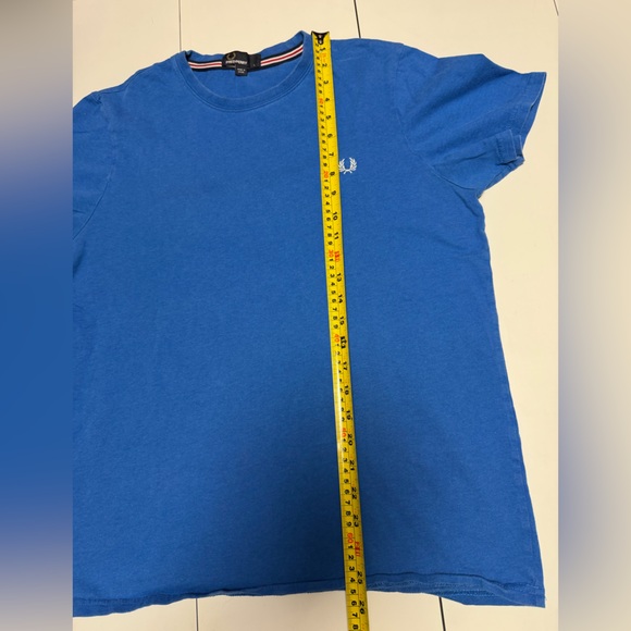 Fred Perry blue t-shirt - Picture 3 of 7